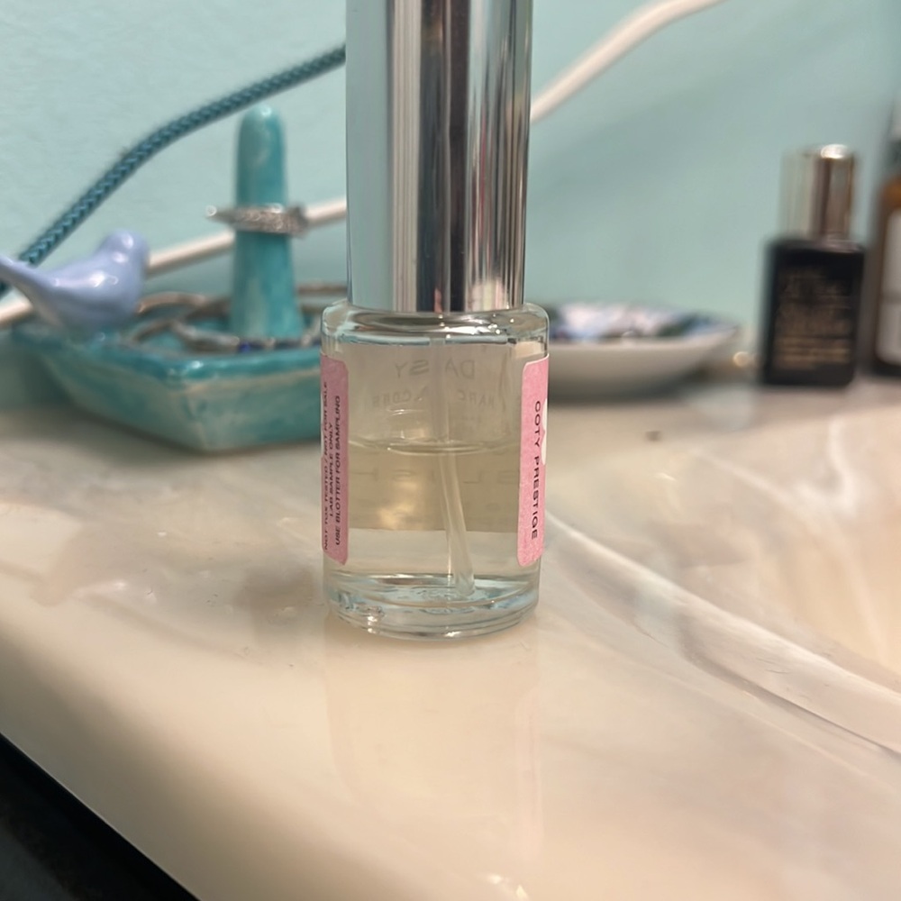 Marc Jacobs Daisy Eau So Fresh Blush - Picture 4 of 7